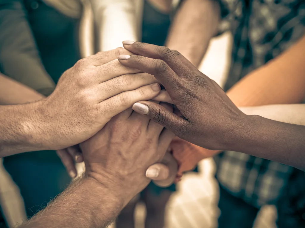 Should You Join a Union? Pros and Cons of Unionization